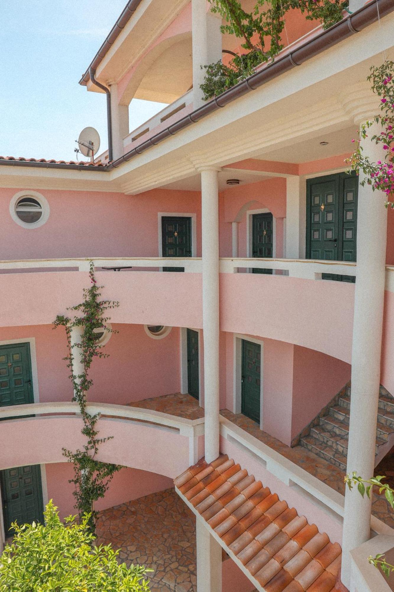 מלון אולסינץ' Casa Selimi מראה חיצוני תמונה